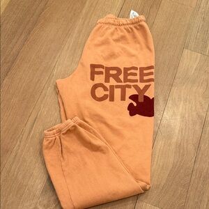 freecity Peach Jogger Pants